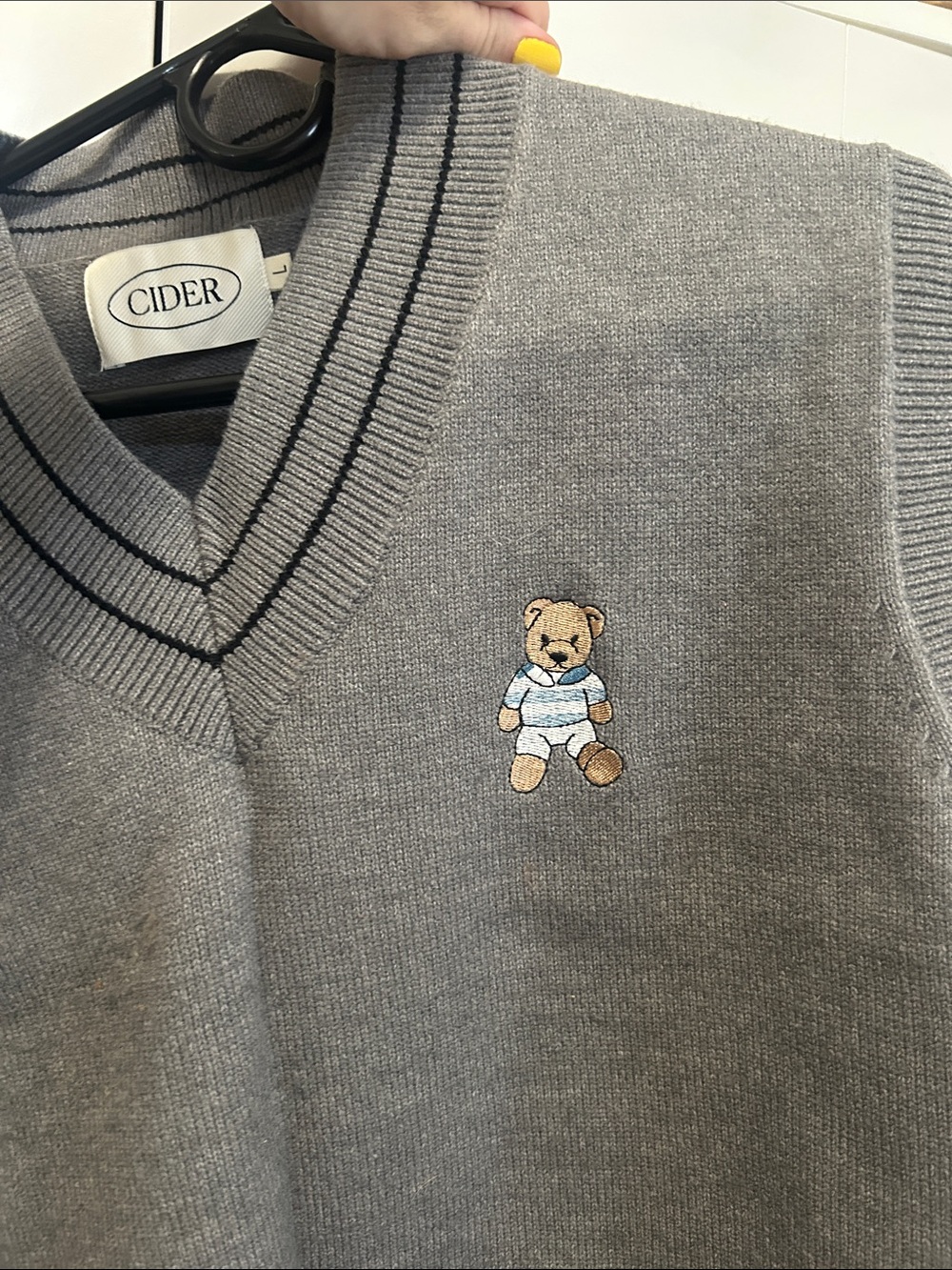 Cider Women’s Gray V-Neck Knit Sweater Vest with Teddy Bear Patch - Picture 5 of 10